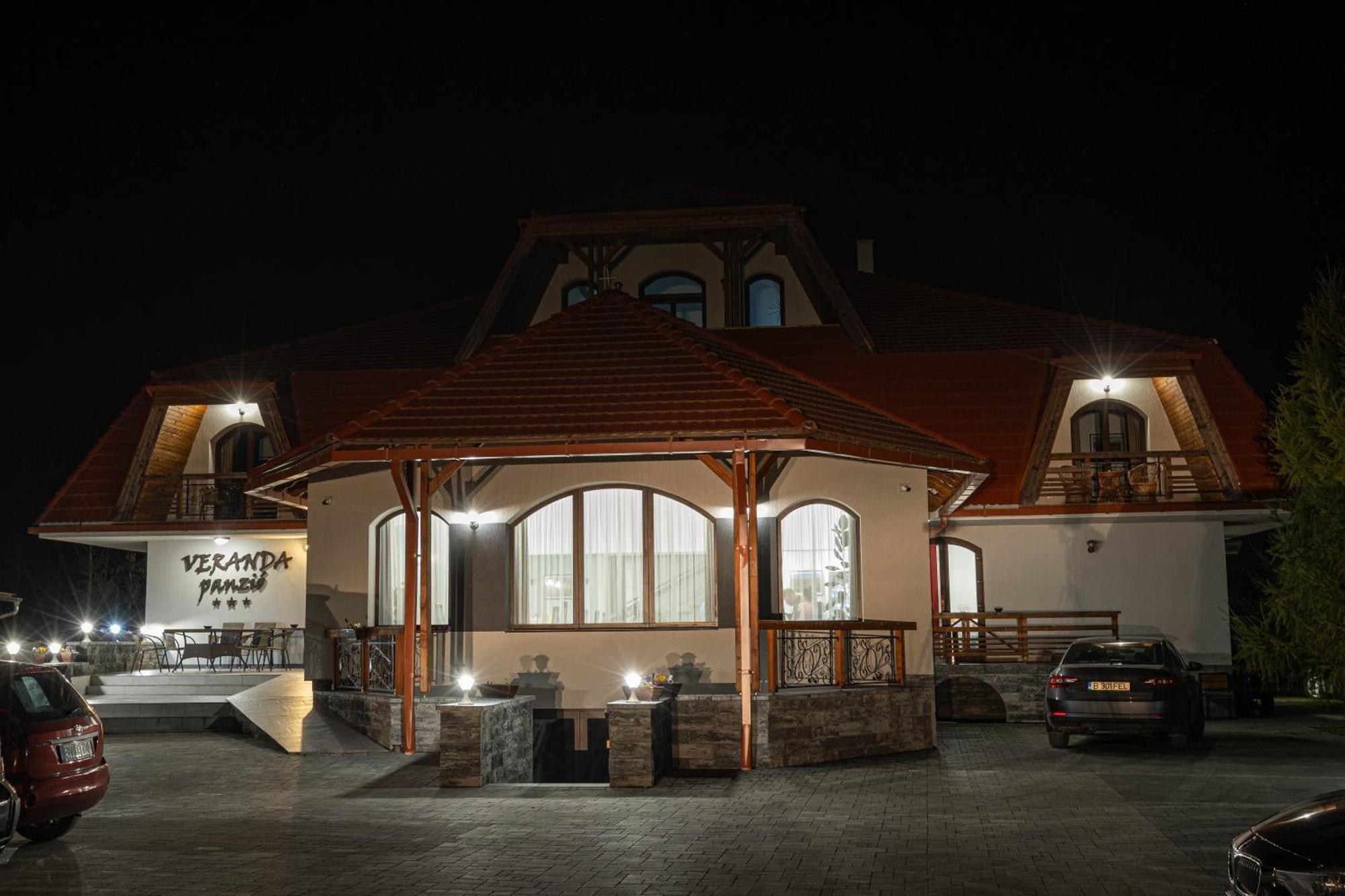 Veranda Panzio Remetea  Exterior photo